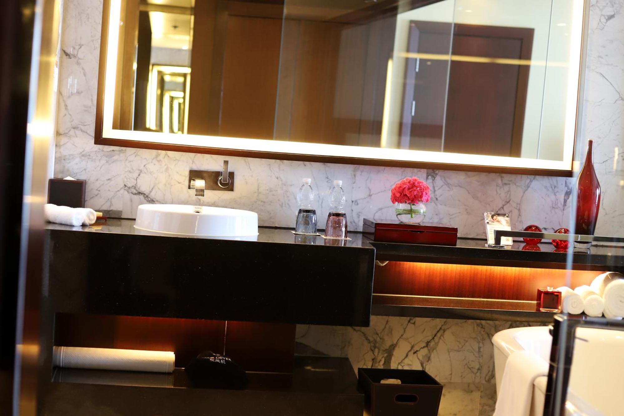 Renaissance Beijing Capital Hotel Ngoại thất bức ảnh